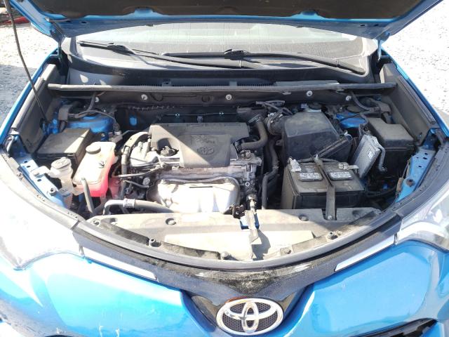 Photo 6 VIN: 2T3BFREV5GW453942 - TOYOTA RAV4 LE 