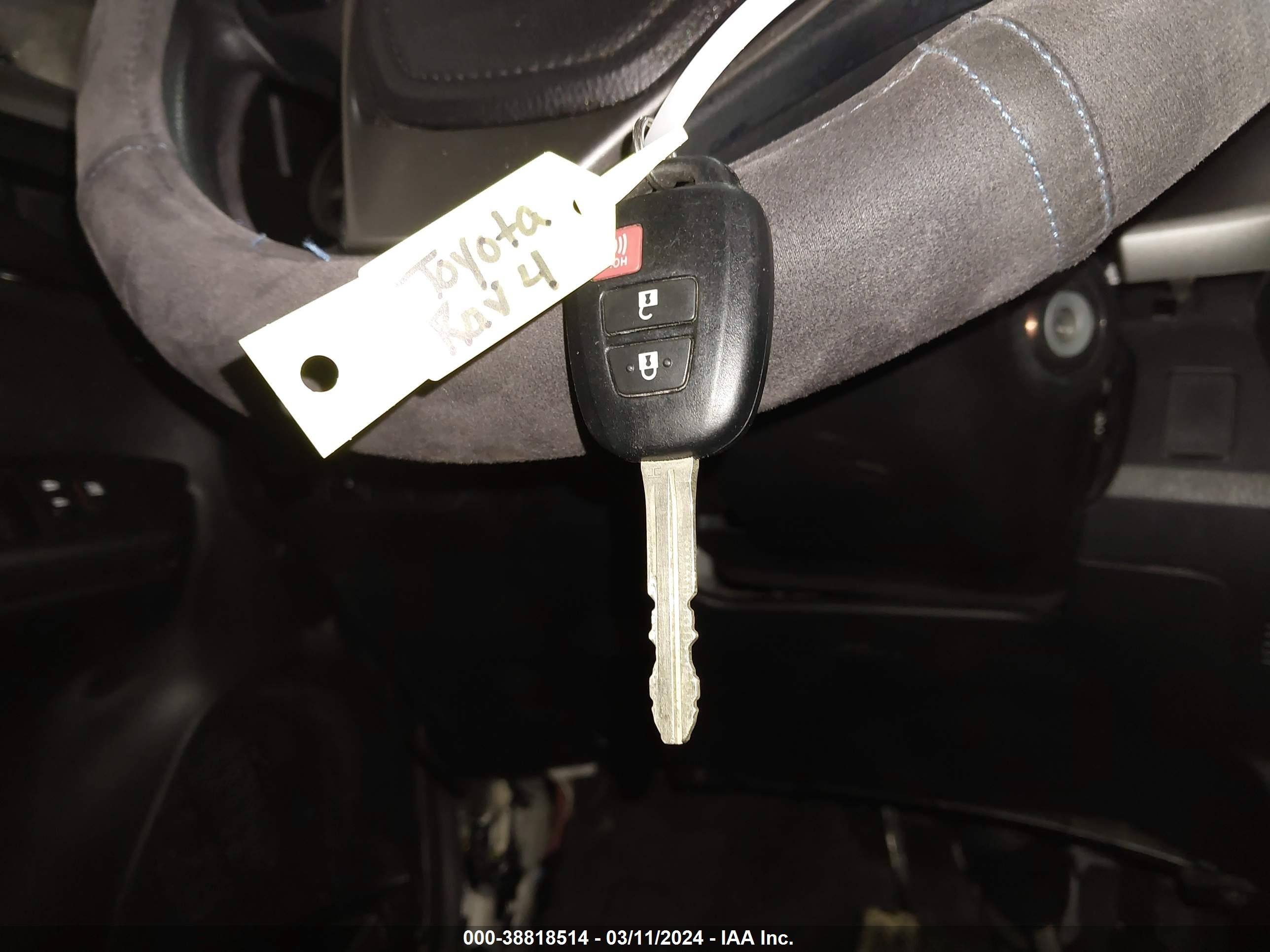 Photo 10 VIN: 2T3BFREV5GW475732 - TOYOTA RAV 4 