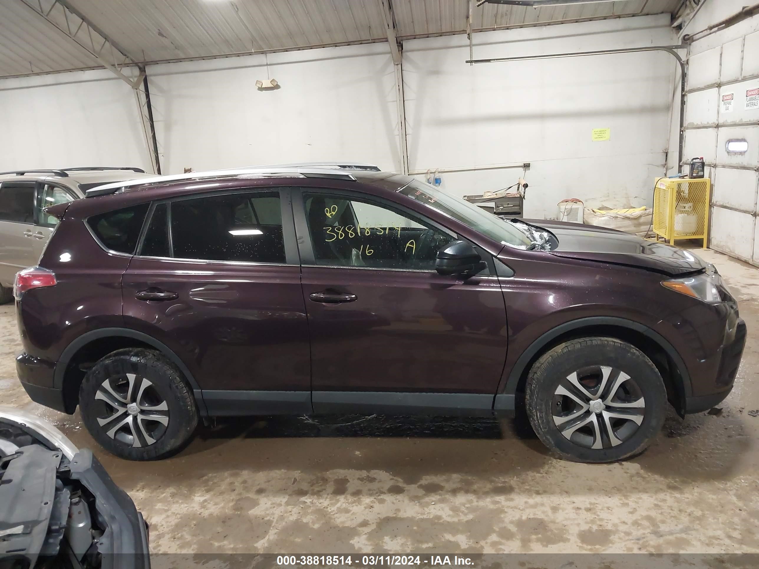 Photo 12 VIN: 2T3BFREV5GW475732 - TOYOTA RAV 4 