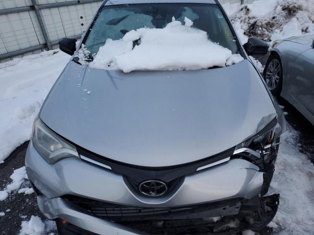 Photo 11 VIN: 2T3BFREV5HW622441 - TOYOTA RAV4 LE 