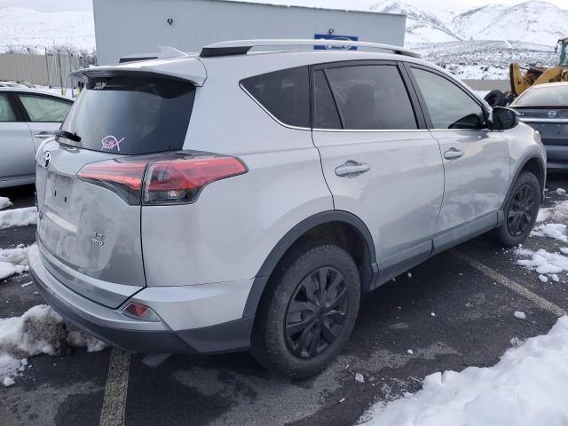 Photo 2 VIN: 2T3BFREV5HW622441 - TOYOTA RAV4 LE 