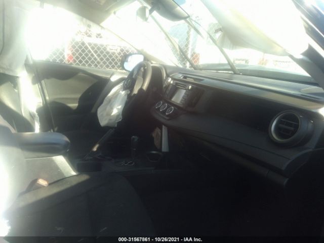 Photo 4 VIN: 2T3BFREV5JW697775 - TOYOTA RAV4 