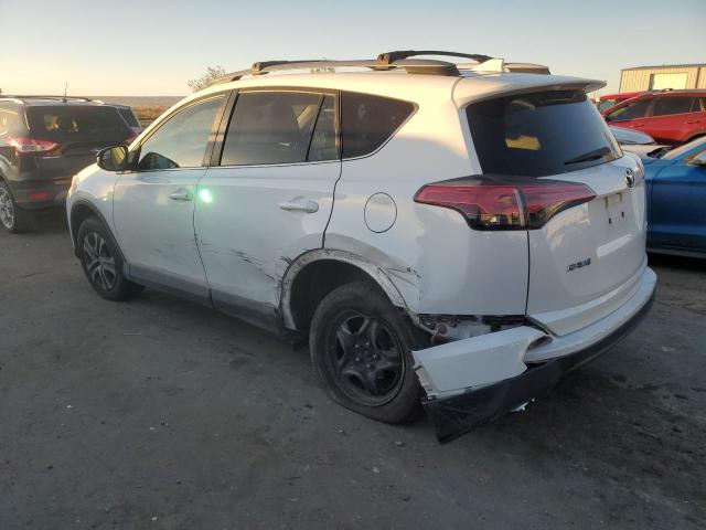 Photo 1 VIN: 2T3BFREV5JW744755 - TOYOTA RAV4 LE 