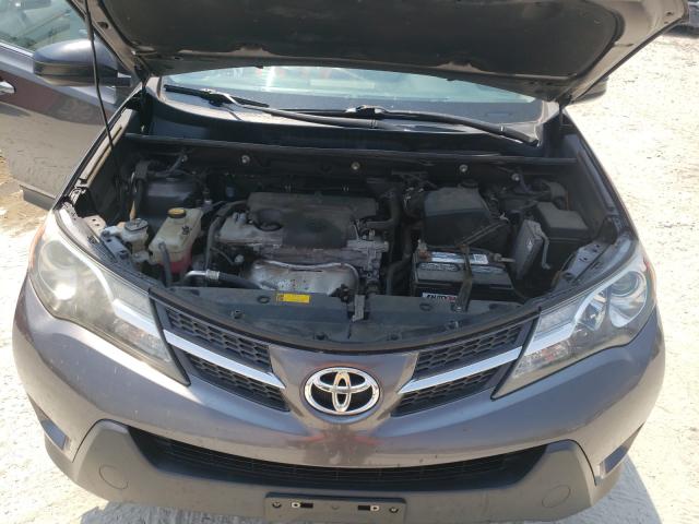 Photo 6 VIN: 2T3BFREV6DW055666 - TOYOTA RAV4 LE 