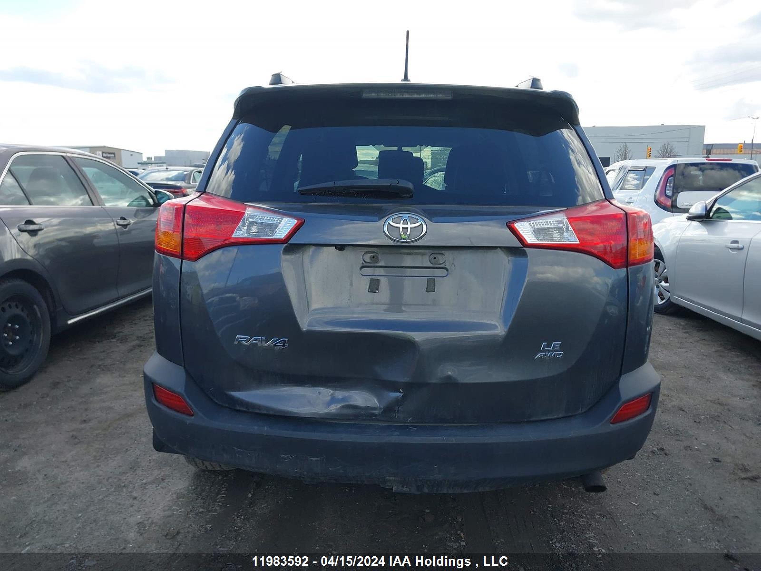 Photo 15 VIN: 2T3BFREV6DW101917 - TOYOTA RAV 4 