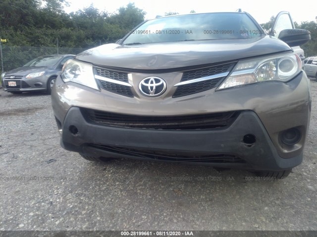 Photo 5 VIN: 2T3BFREV6FW263968 - TOYOTA RAV4 