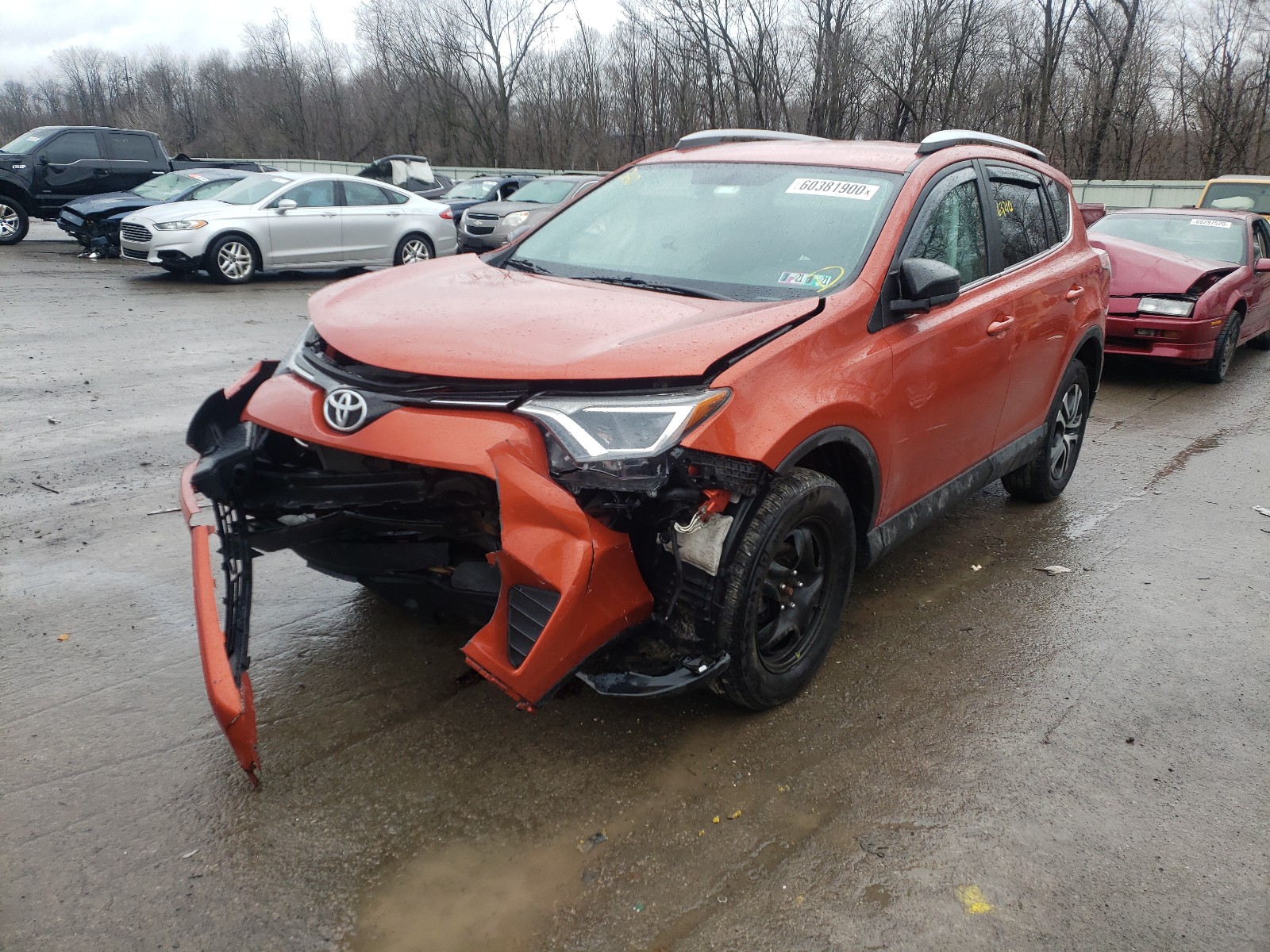 Photo 1 VIN: 2T3BFREV6GW473701 - TOYOTA RAV4 LE 