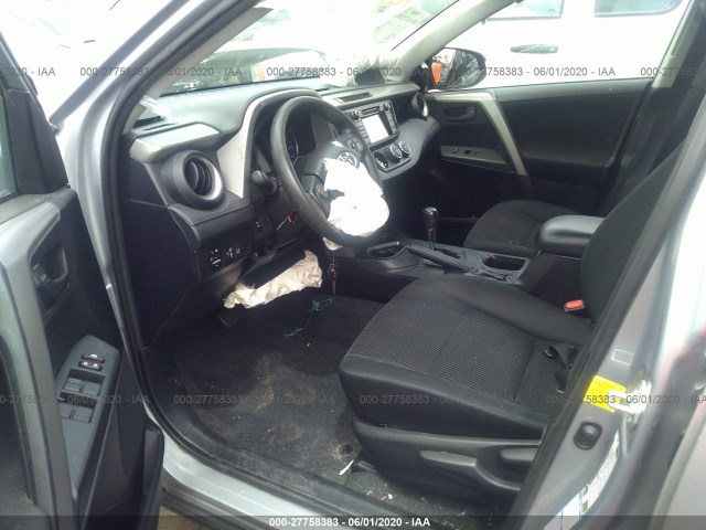 Photo 4 VIN: 2T3BFREV6HW617099 - TOYOTA RAV4 