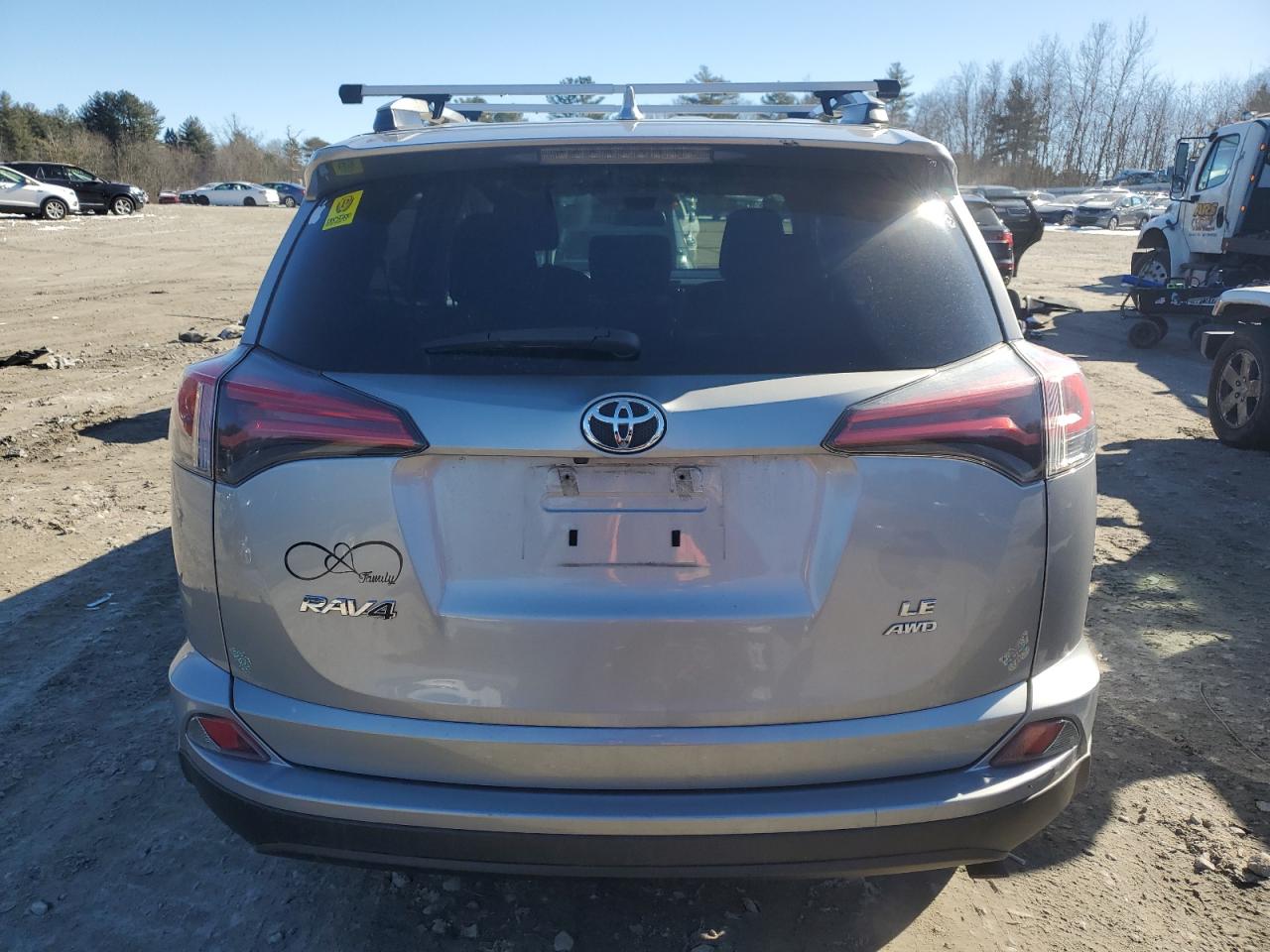 Photo 5 VIN: 2T3BFREV6HW649549 - TOYOTA RAV 4 