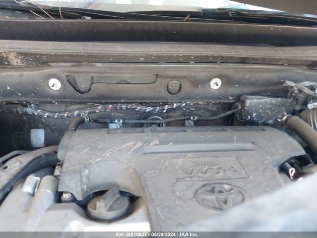 Photo 9 VIN: 2T3BFREV6HW670370 - TOYOTA RAV4 