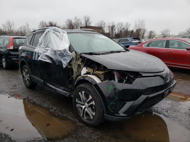 Photo 3 VIN: 2T3BFREV6JW725132 - TOYOTA RAV4 LE 