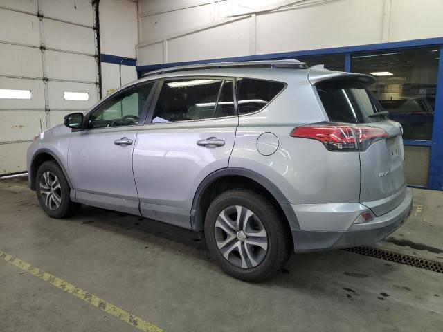 Photo 1 VIN: 2T3BFREV6JW725213 - TOYOTA RAV4 LE 