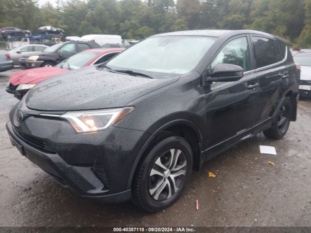 Photo 1 VIN: 2T3BFREV6JW768319 - TOYOTA RAV4 