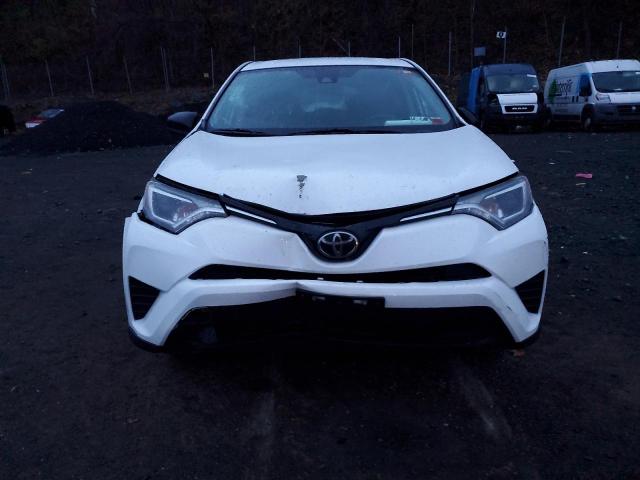 Photo 4 VIN: 2T3BFREV6JW771639 - TOYOTA RAV4 