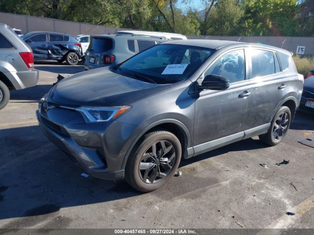 Photo 1 VIN: 2T3BFREV6JW800606 - TOYOTA RAV4 