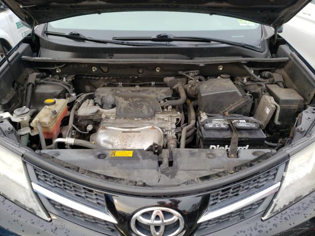 Photo 6 VIN: 2T3BFREV7DW123571 - TOYOTA RAV4 LE 