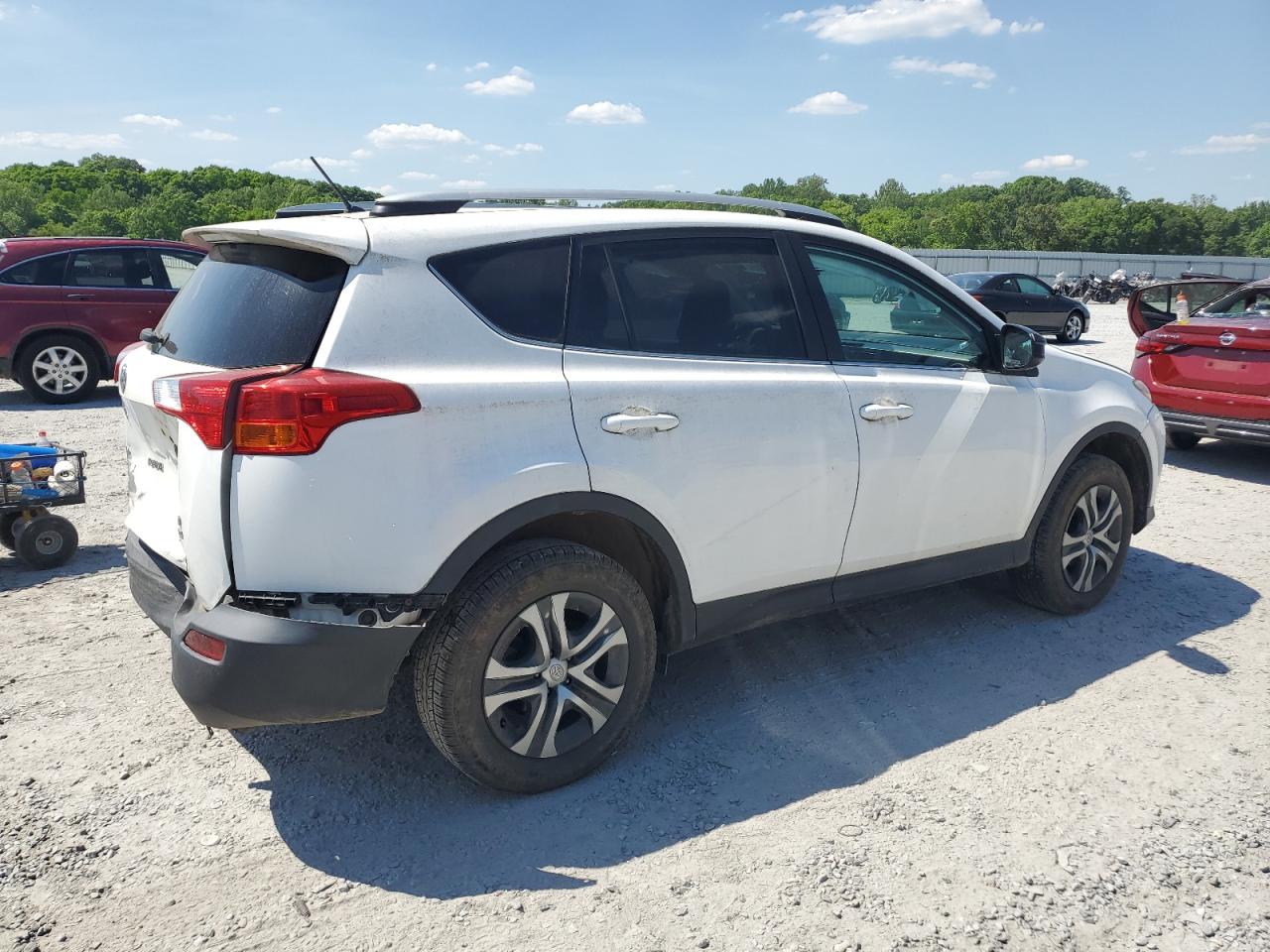 Photo 2 VIN: 2T3BFREV7FW323045 - TOYOTA RAV 4 