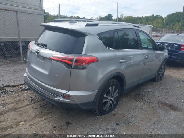 Photo 3 VIN: 2T3BFREV7GW462433 - TOYOTA RAV4 