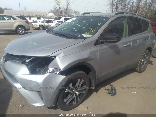 Photo 1 VIN: 2T3BFREV7HW577342 - TOYOTA RAV4 