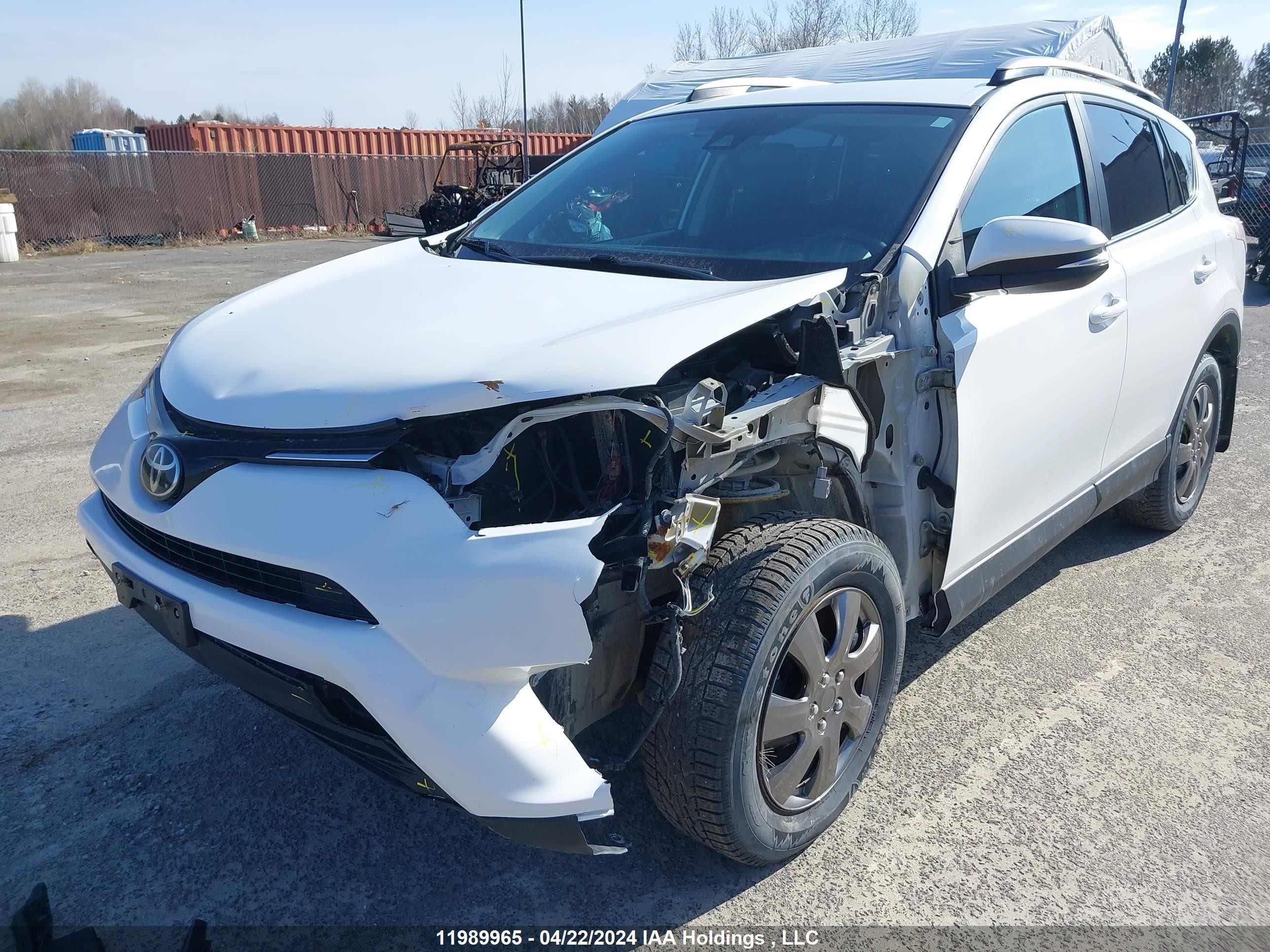 Photo 5 VIN: 2T3BFREV7HW627298 - TOYOTA RAV 4 