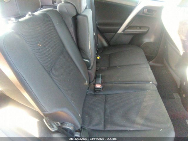 Photo 7 VIN: 2T3BFREV7JW715452 - TOYOTA RAV4 