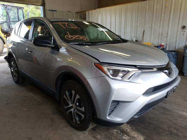 Photo 0 VIN: 2T3BFREV7JW721736 - TOYOTA RAV4 LE 