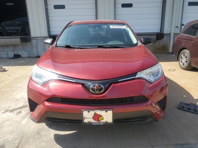 Photo 4 VIN: 2T3BFREV7JW777398 - TOYOTA RAV4 LE 