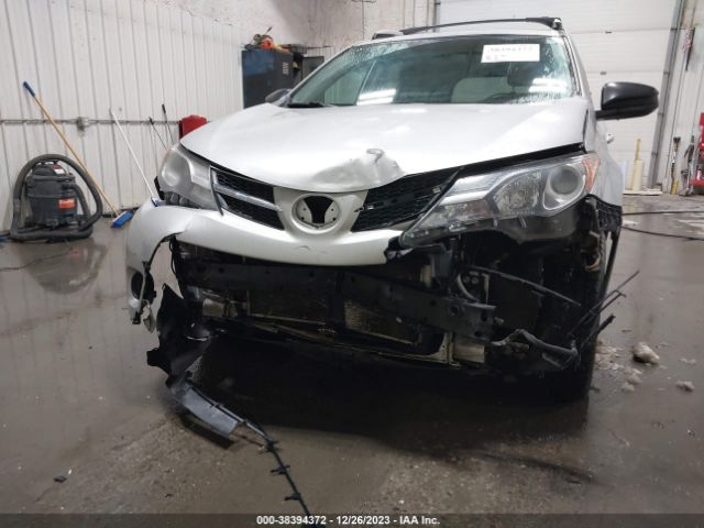 Photo 5 VIN: 2T3BFREV8FW234407 - TOYOTA RAV4 