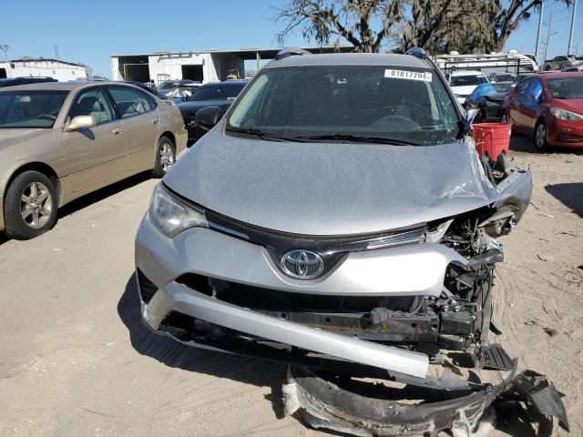 Photo 4 VIN: 2T3BFREV8GW433507 - TOYOTA RAV4 LE 