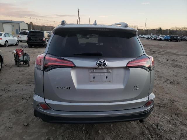 Photo 5 VIN: 2T3BFREV8JW746354 - TOYOTA RAV4 LE 