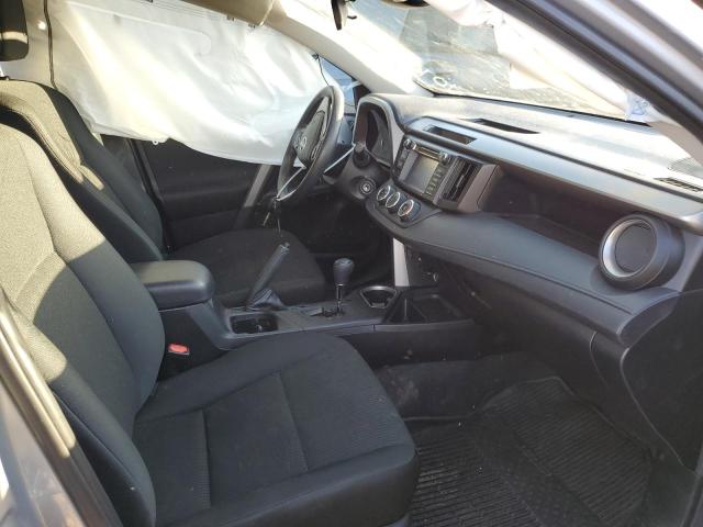 Photo 6 VIN: 2T3BFREV8JW746354 - TOYOTA RAV4 LE 