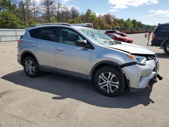 Photo 3 VIN: 2T3BFREV8JW752512 - TOYOTA RAV4 LE 