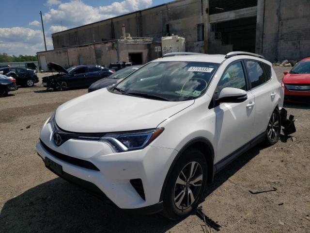 Photo 1 VIN: 2T3BFREV8JW776616 - TOYOTA RAV4 LE 