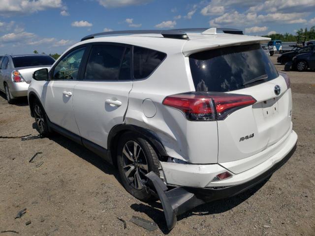 Photo 2 VIN: 2T3BFREV8JW776616 - TOYOTA RAV4 LE 