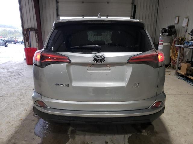 Photo 5 VIN: 2T3BFREV8JW850178 - TOYOTA RAV4 LE 