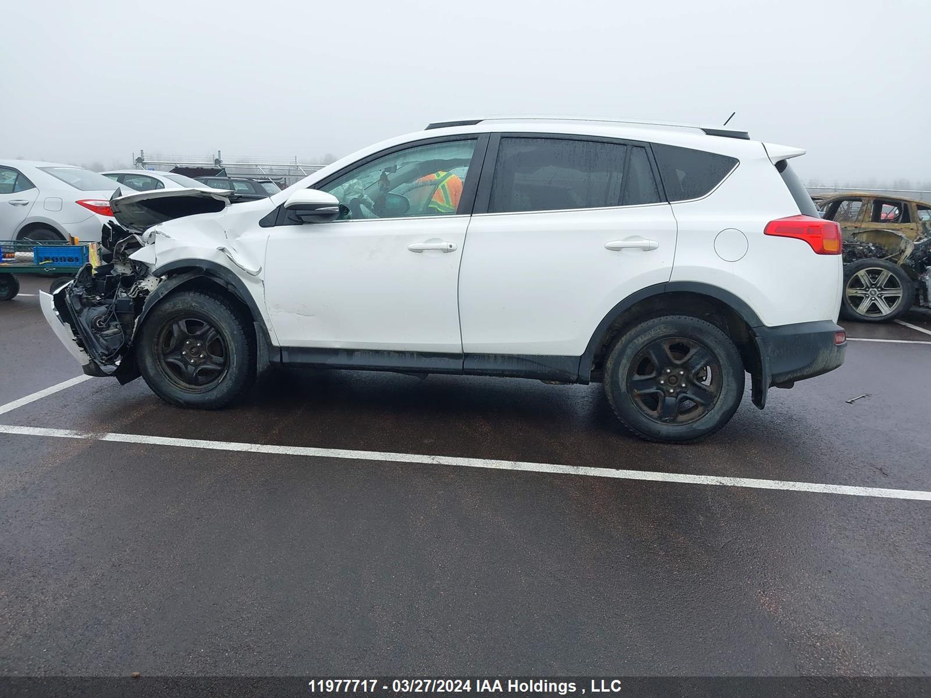 Photo 13 VIN: 2T3BFREV9FW229863 - TOYOTA RAV 4 