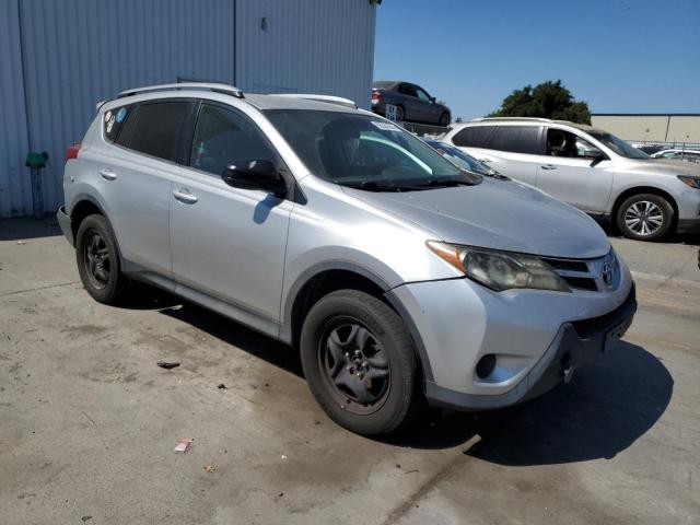 Photo 3 VIN: 2T3BFREV9FW291019 - TOYOTA RAV4 LE 