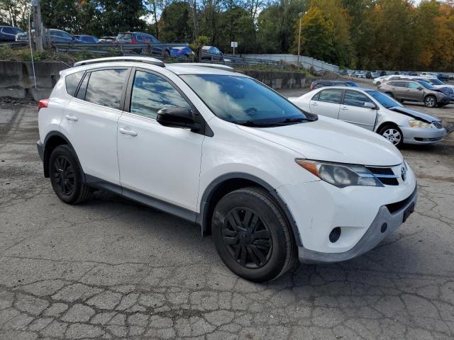 Photo 3 VIN: 2T3BFREV9FW358394 - TOYOTA RAV4 LE 