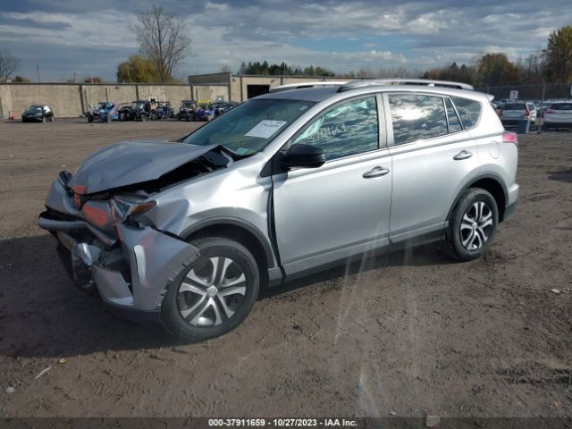 Photo 1 VIN: 2T3BFREV9HW667981 - TOYOTA RAV4 