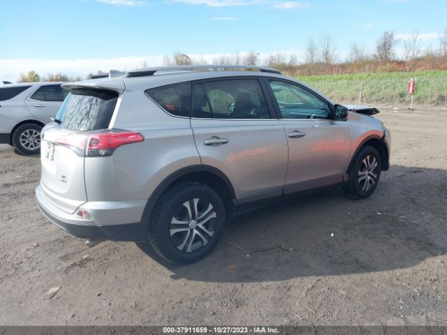 Photo 3 VIN: 2T3BFREV9HW667981 - TOYOTA RAV4 