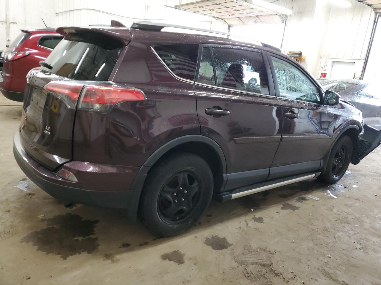 Photo 2 VIN: 2T3BFREV9HW673862 - TOYOTA RAV 4 