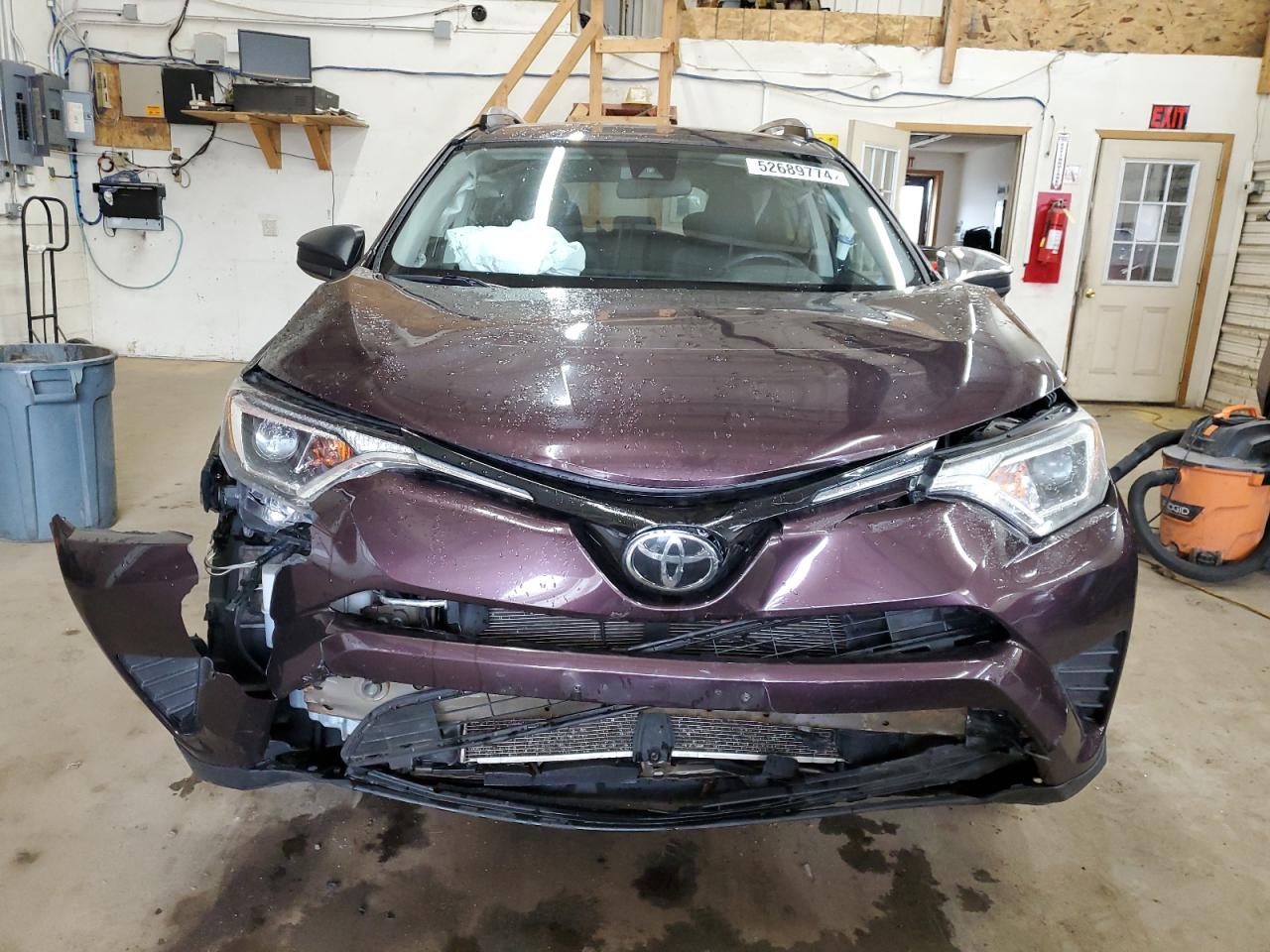 Photo 4 VIN: 2T3BFREV9HW673862 - TOYOTA RAV 4 