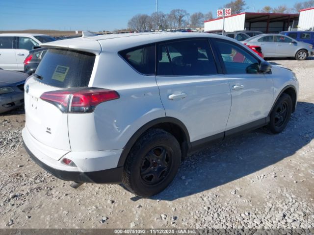 Photo 3 VIN: 2T3BFREV9JW711158 - TOYOTA RAV4 