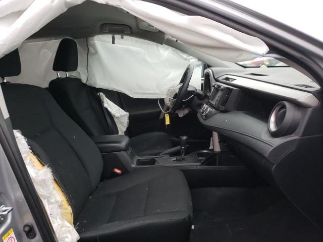 Photo 4 VIN: 2T3BFREV9JW739056 - TOYOTA RAV4 LE 