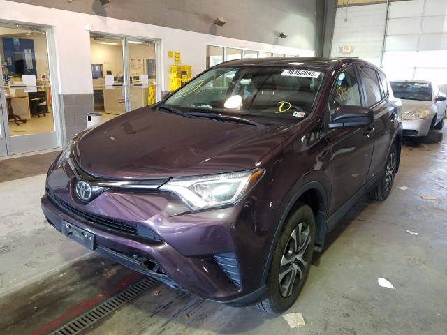 Photo 1 VIN: 2T3BFREV9JW750574 - TOYOTA RAV4 LE 