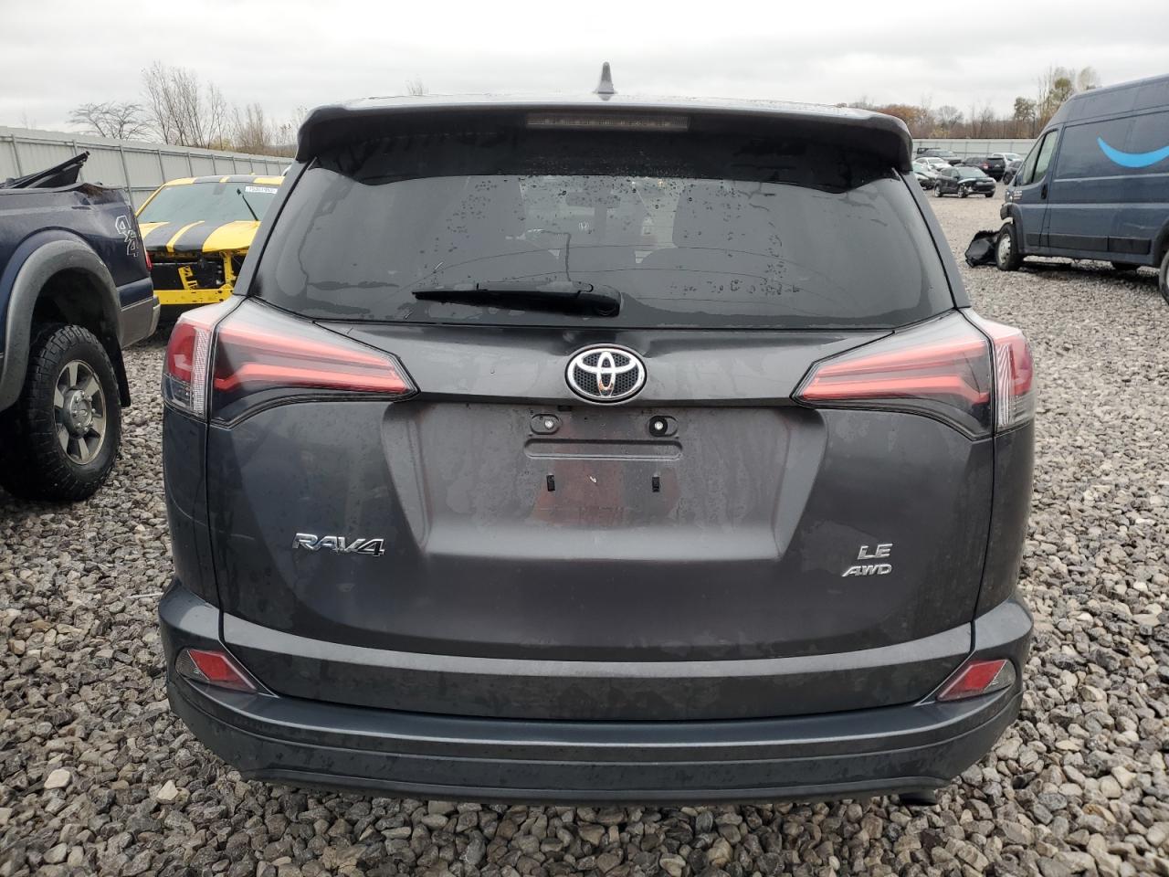 Photo 5 VIN: 2T3BFREV9JW824205 - TOYOTA RAV 4 