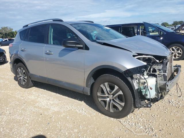 Photo 3 VIN: 2T3BFREVXHW600810 - TOYOTA RAV4 LE 