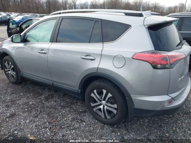 Photo 2 VIN: 2T3BFREVXHW631605 - TOYOTA RAV4 