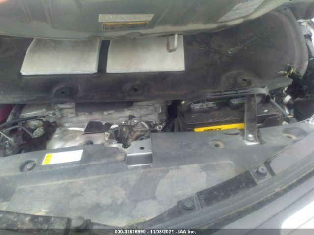 Photo 9 VIN: 2T3BFREVXHW637923 - TOYOTA RAV4 