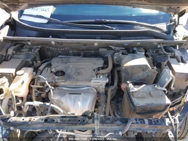 Photo 9 VIN: 2T3BFREVXJW723352 - TOYOTA RAV4 